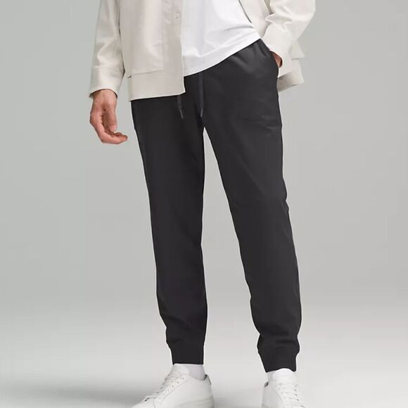 NWT Lululemon ABC JOGGER IN OBSIDIAN - Picture 4 of 13